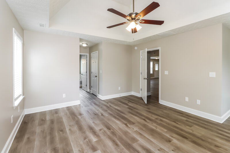 2,320/Mo, 160 Blue Smoke Trl Hampton, GA 30228 Main Bedroom View