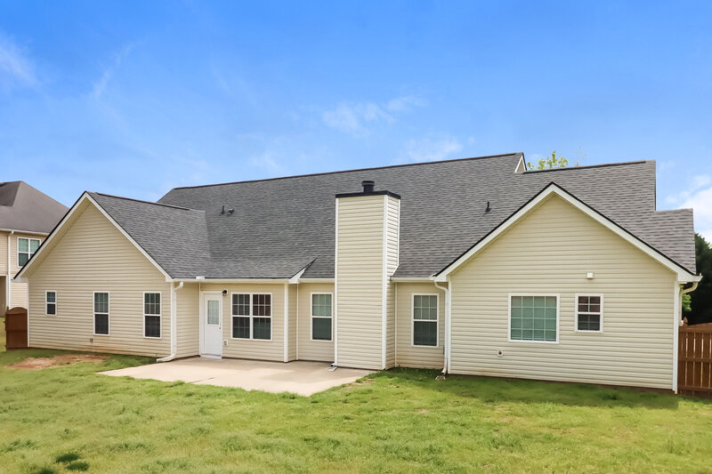 2,320/Mo, 160 Blue Smoke Trl Hampton, GA 30228 Rear View 2