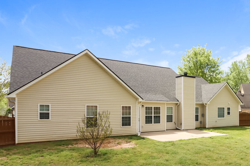 2,320/Mo, 160 Blue Smoke Trl Hampton, GA 30228 Rear View 3