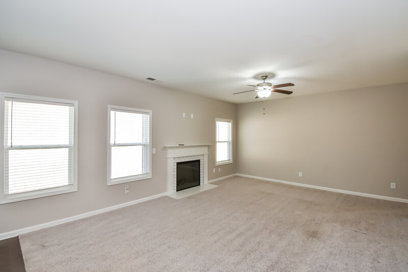 3,330/Mo, 378 Gladys Dr Bremen, GA 30110 Living Room View