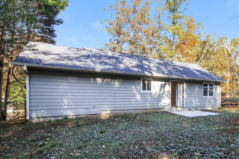 1,590/Mo, 108 Julie Ln Stockbridge, GA 30281 Rear View