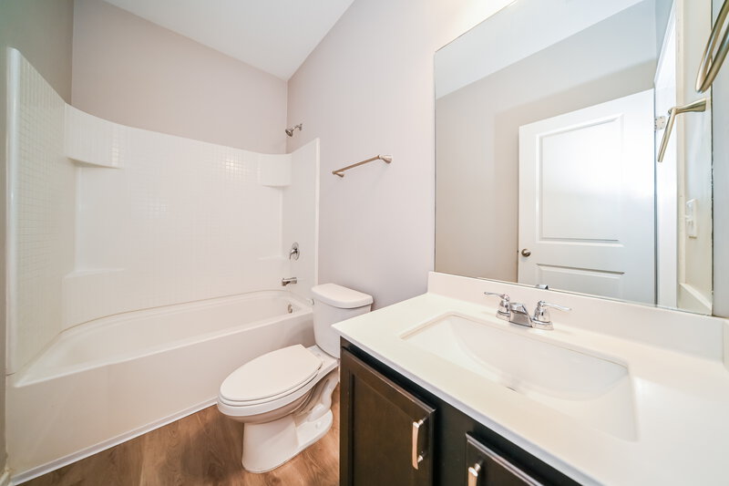 2,210/Mo, 1062 Coldwater Dr Griffin, GA 30224 Bathroom View