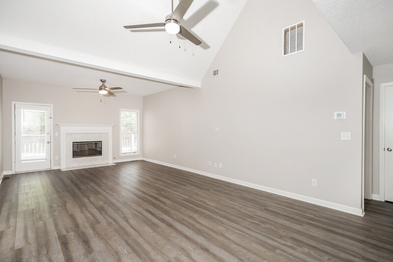 3,470/Mo, 254 Hillandale Dr Stockbridge, GA 30281 Living Room View