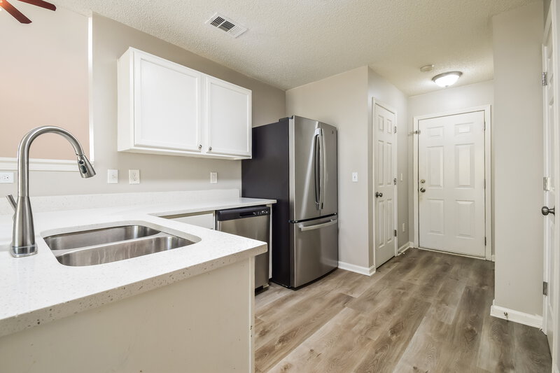 1,890/Mo, 3419 Sable Chase Ln Atlanta, GA 30349 Kitchen View