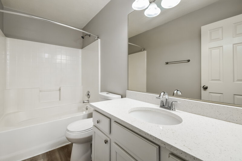 1,890/Mo, 3419 Sable Chase Ln Atlanta, GA 30349 Main Bathroom View