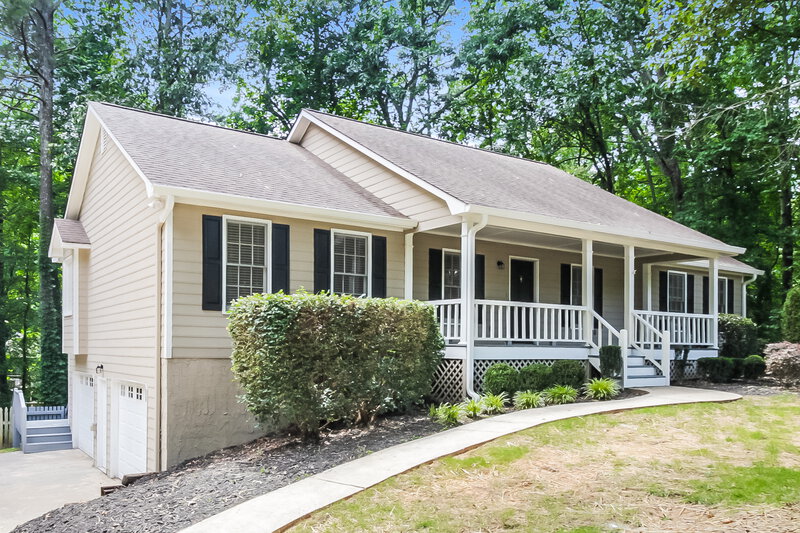 2,000/Mo, 237 Vienna Way Douglasville, GA 30134 Front View