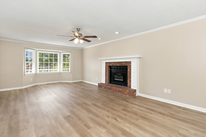 2,300/Mo, 5902 Bridgemont Pl NW Acworth, GA 30101 Living Room View 2