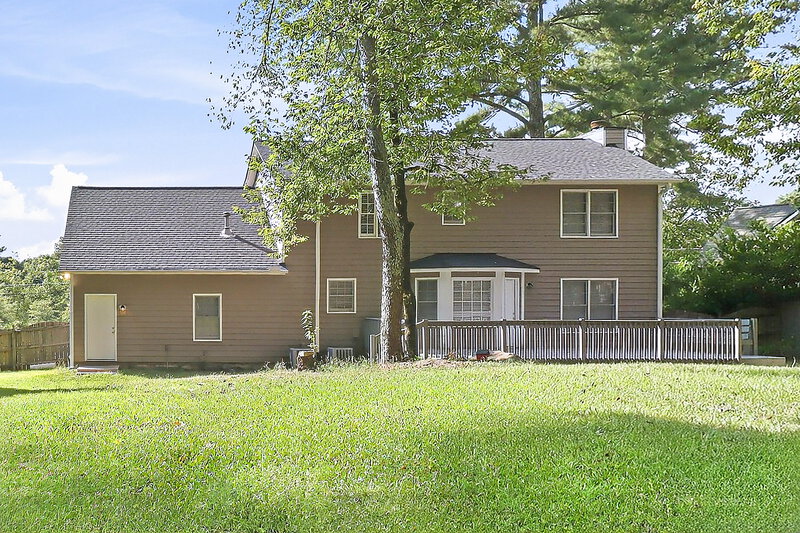 2,300/Mo, 5902 Bridgemont Pl NW Acworth, GA 30101 Rear View