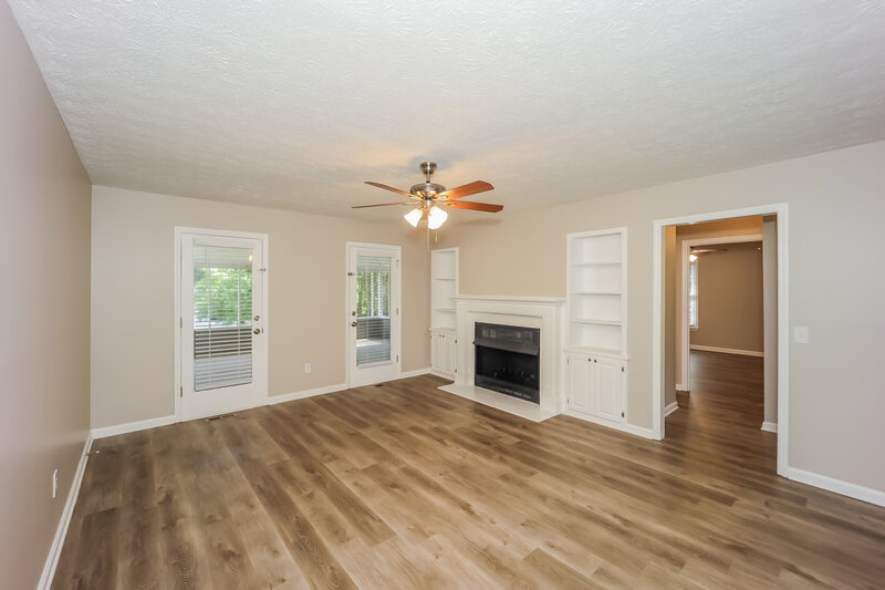 2,425/Mo, 3427 Highway 16 E Sharpsburg, GA 30277 Living Room View