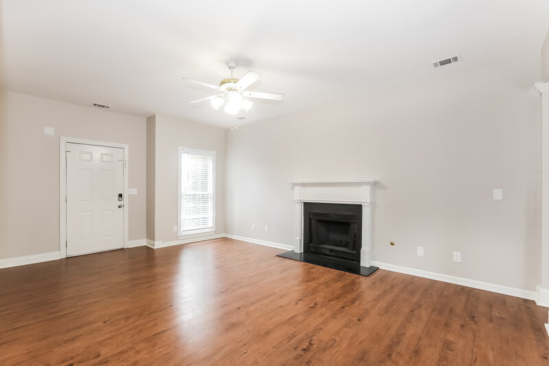 2,845/Mo, 715 Kimball Parc Ct Johns Creek, GA 30022 Living Room View