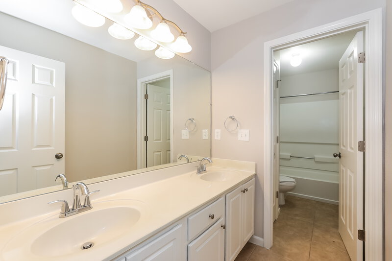 2,845/Mo, 715 Kimball Parc Ct Johns Creek, GA 30022 Bathroom View