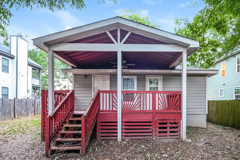 1,900/Mo, 1315 Dorsey St SW Atlanta, GA 30310 Rear View