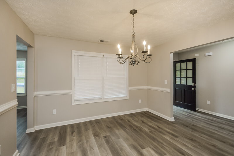 2,615/Mo, 609 Honey Creek Rd McDonough, GA 30252 Dining Room View 2