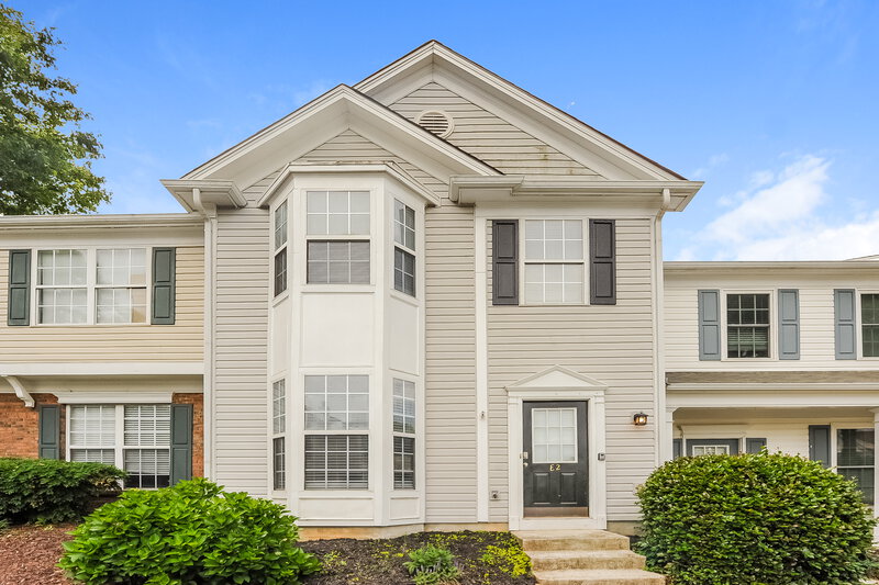 1,950/Mo, 10900 Wittenridge Dr Lot E2 Alpharetta, GA 30022 External View