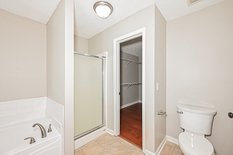 2,385/Mo, 1655 Bramlett Blvd Lawrenceville, GA 30045 Main Bathroom View