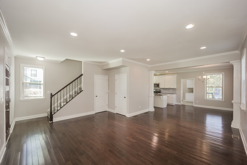 2,030/Mo, 1863 Phillips Ave East Point, GA 30344 Living Room View