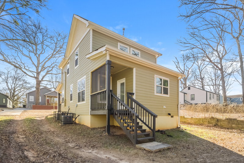 2,030/Mo, 1863 Phillips Ave East Point, GA 30344 Rear View