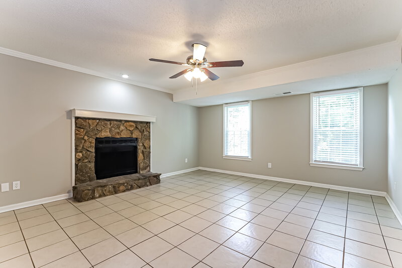 2,300/Mo, 230 Pine Bridge Trl Johns Creek, GA 30022 Living Room View 2