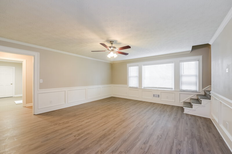 2,975/Mo, 231 Amsterdam Dr SW Lilburn, GA 30047 Living Room View