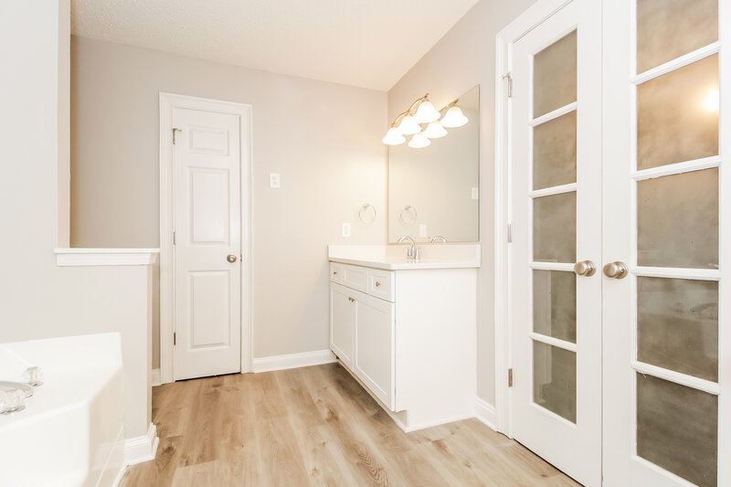 2,305/Mo, 51 Abbey Ln Dallas, GA 30157 Main Bathroom View