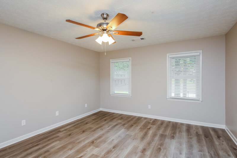 2,190/Mo, 1655 Rambling Woods Dr Lawrenceville, GA 30043 Main Bedroom View