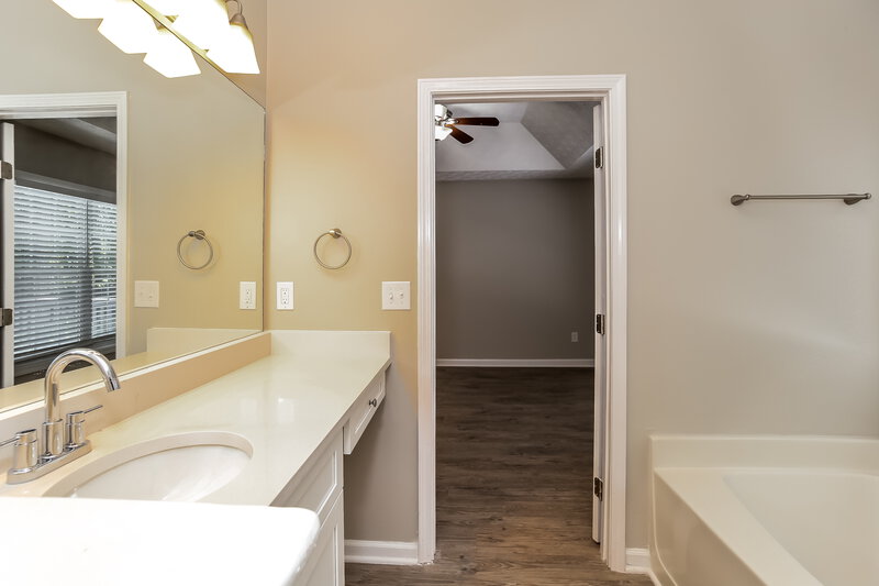 2,330/Mo, 2704 Northgate Way NW Acworth, GA 30101 Bathroom View