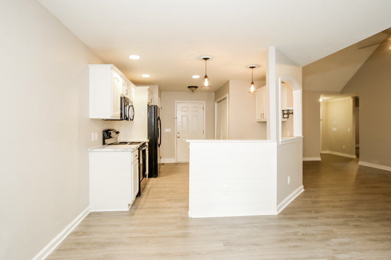 1,765/Mo, 305 Talon Dr SE Rydal, GA 30171 Dining Room View