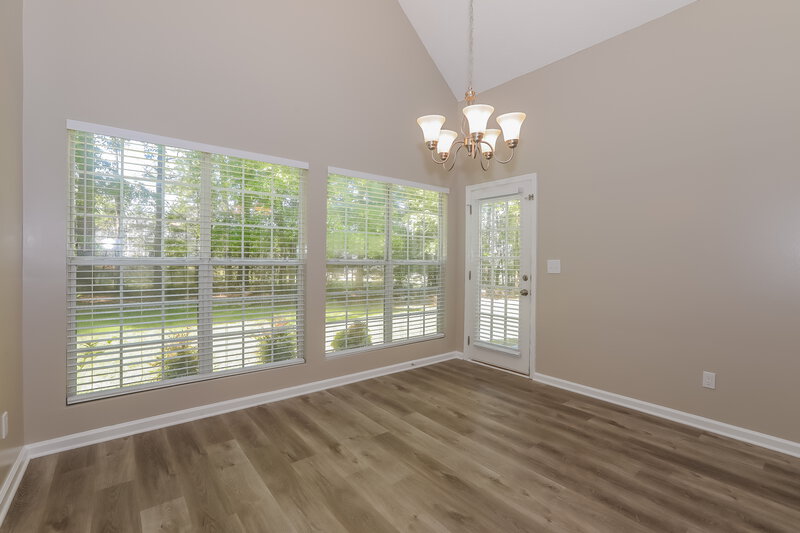 3,300/Mo, 597 Briar Run Ct Loganville, GA 30052 Dining Room View