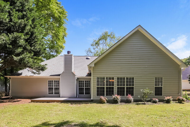 3,300/Mo, 597 Briar Run Ct Loganville, GA 30052 Rear View 2
