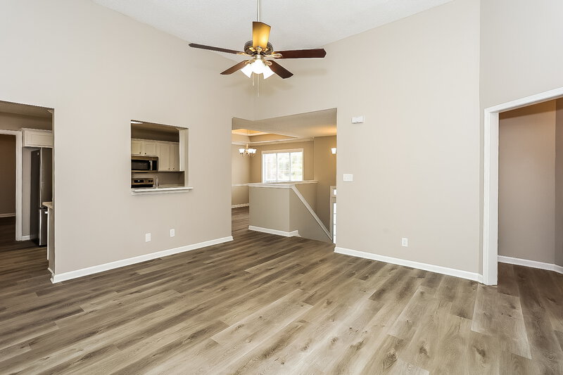 1,985/Mo, 11144 Chelsea Ln Hampton, GA 30228 Living Room View 2