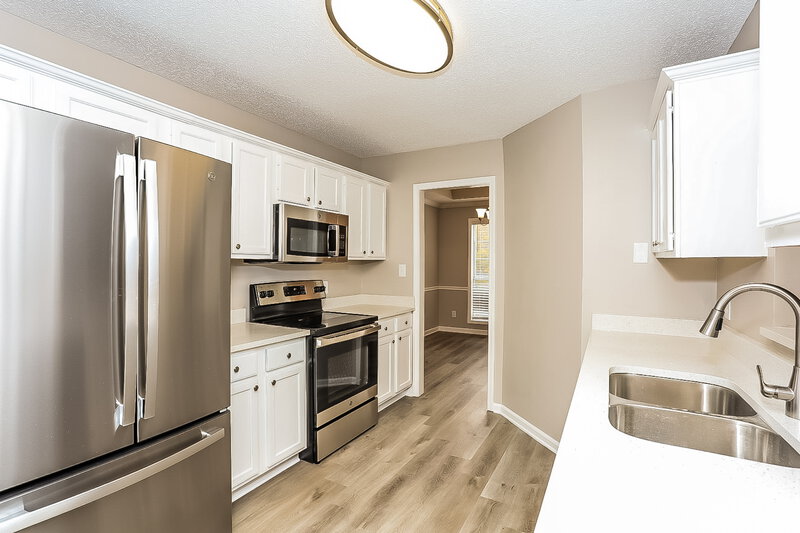 1,985/Mo, 11144 Chelsea Ln Hampton, GA 30228 Kitchen View