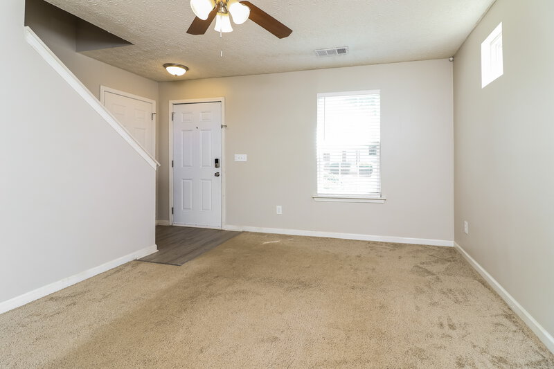 1,970/Mo, 141 Oak Grove Pl Acworth, GA 30102 Living Room View 3