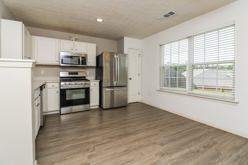 1,970/Mo, 141 Oak Grove Pl Acworth, GA 30102 Kitchen View 3