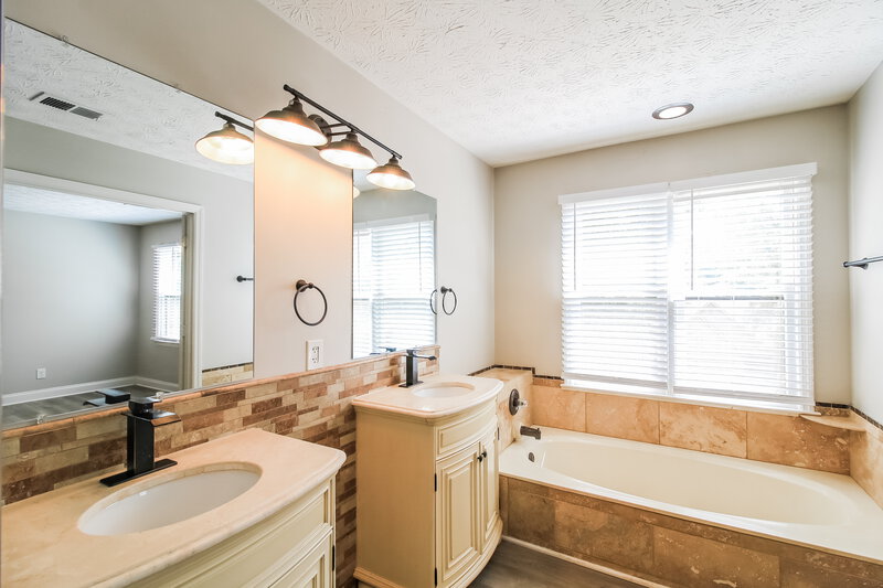 2,575/Mo, 1218 Raleigh Way Lawrenceville, GA 30043 Bathroom View