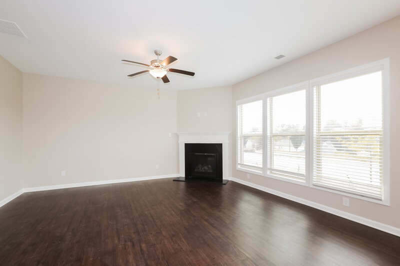 2,405/Mo, 3396 Baylor Cir McDonough, GA 30253 Living Room View