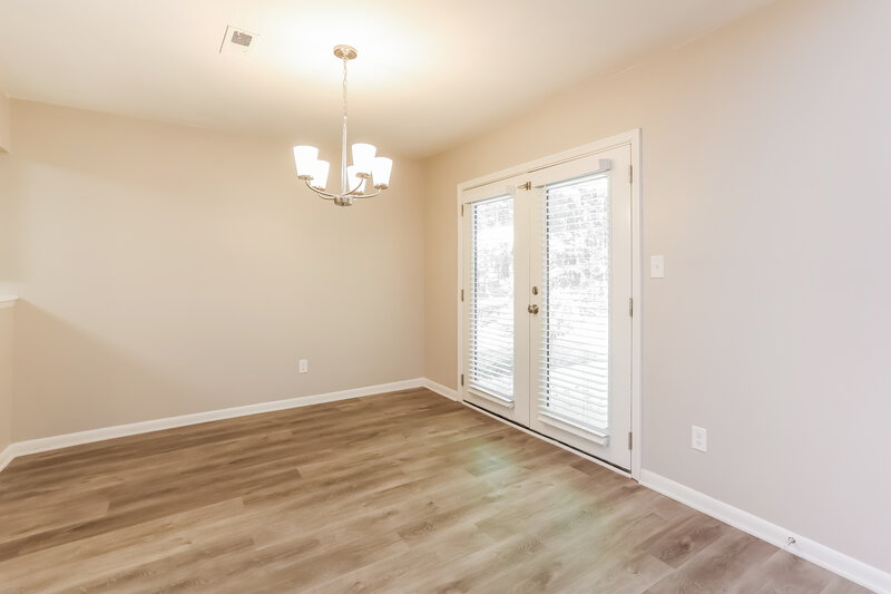 2,205/Mo, 102 Dove Rise Peachtree City, GA 30269 Sitting Room View