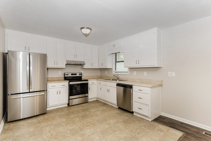 1,725/Mo, 4031 Cindy Dr Douglasville, GA 30135 Kitchen View 2