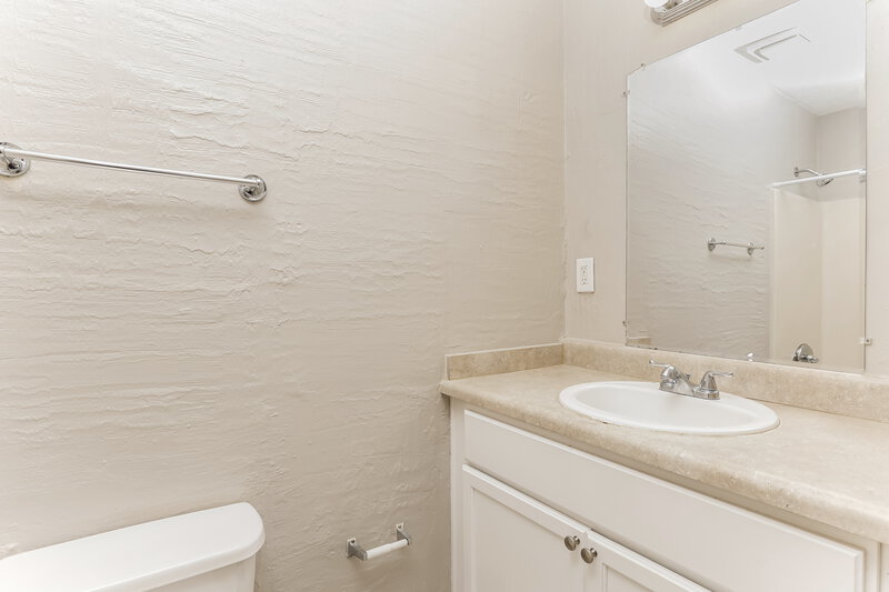 1,725/Mo, 4031 Cindy Dr Douglasville, GA 30135 Bathroom View