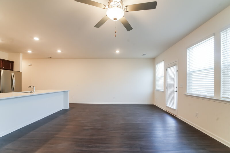 2,245/Mo, 410 Ruths Blvd Holly Springs, GA 30188 Living Room View