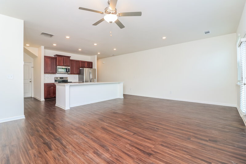 2,360/Mo, 410 Ruths Blvd Woodstock, GA 30188 Living Room View 2
