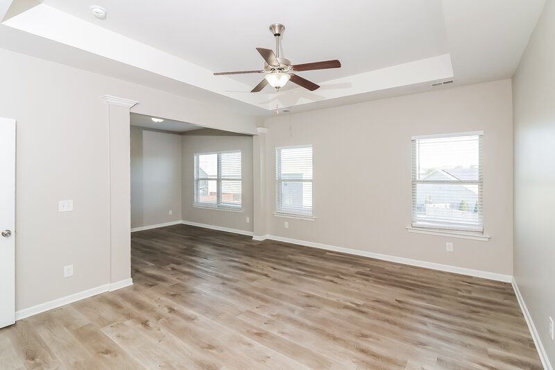 2,275/Mo, 26 Robin Rd Adairsville, GA 30103 Main Bedroom View