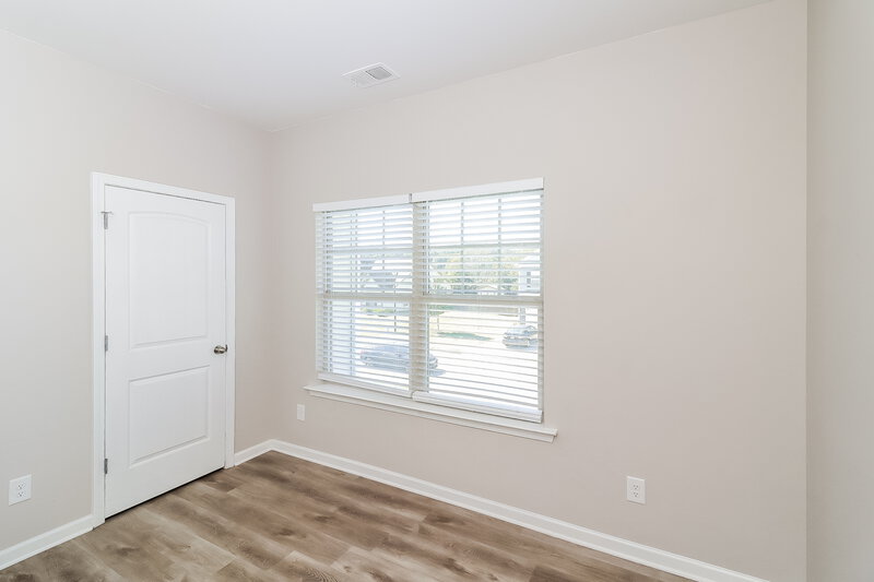 2,275/Mo, 26 Robin Rd Adairsville, GA 30103 Bedroom View