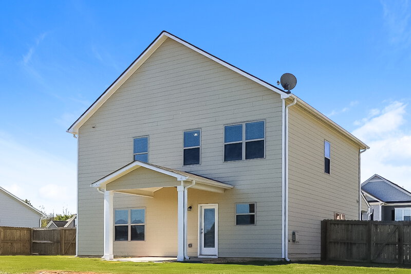 2,275/Mo, 26 Robin Rd Adairsville, GA 30103 Rear View