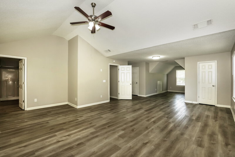 2,300/Mo, 936 Brisley Cir Hampton, GA 30228 Main Bedroom View