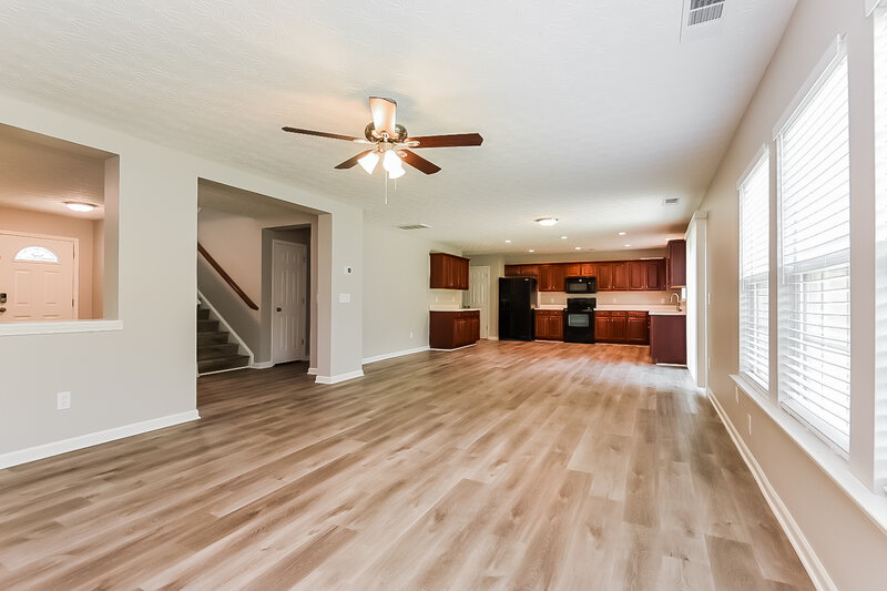 2,225/Mo, 495 Branch Valley Dr Dallas, GA 30132 Living Room View 3