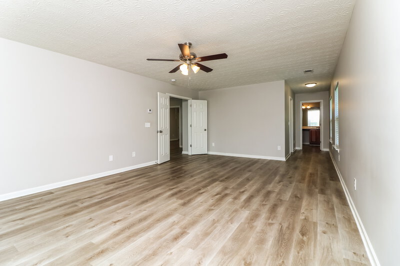 2,440/Mo, 495 Branch Valley Dr Dallas, GA 30132 Main Bedroom View 2
