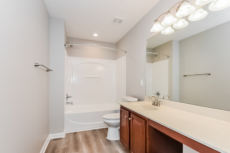 2,225/Mo, 495 Branch Valley Dr Dallas, GA 30132 Bathroom View