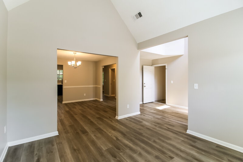 2,180/Mo, 2530 Walter Way Stockbridge, GA 30281 Living Room View