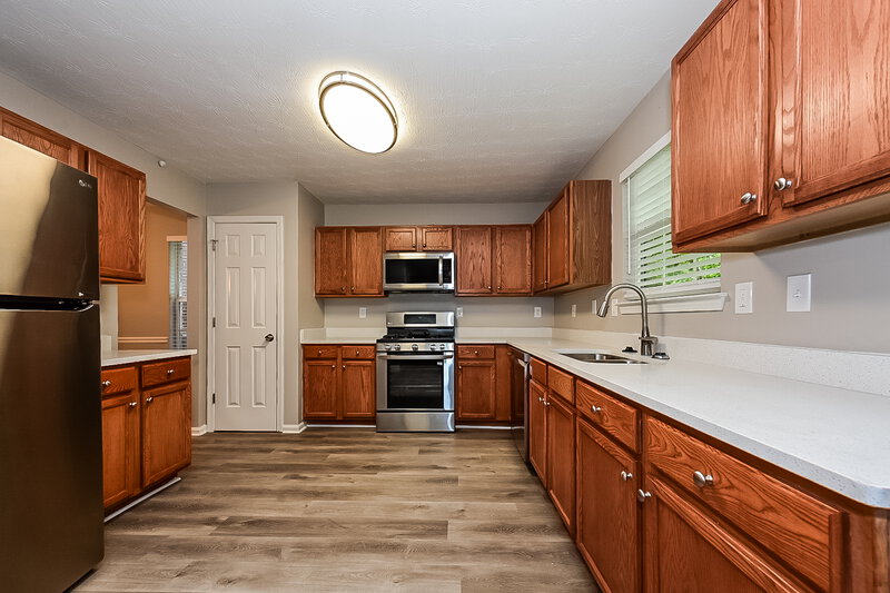 3,890/Mo, 2530 Walter Way Stockbridge, GA 30281 Kitchen View