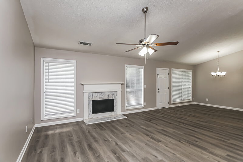 1,940/Mo, 275 Paris Dr Lawrenceville, GA 30043 Living Room View